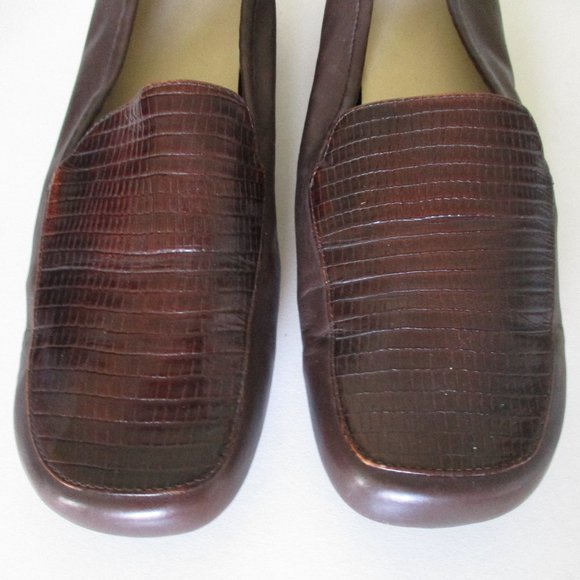 AK Anne Klein Womens Brown Leather Embossed Snakeskin Loafer - Size 9M - Picture 1 of 10